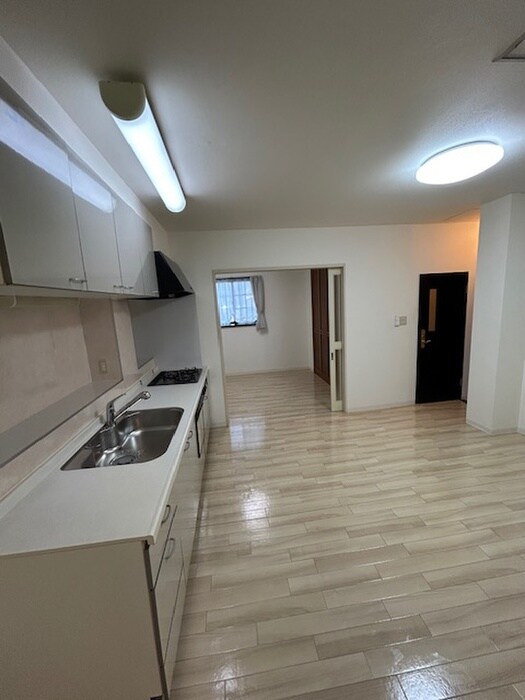 物件内観写真15　(室内からの展望)