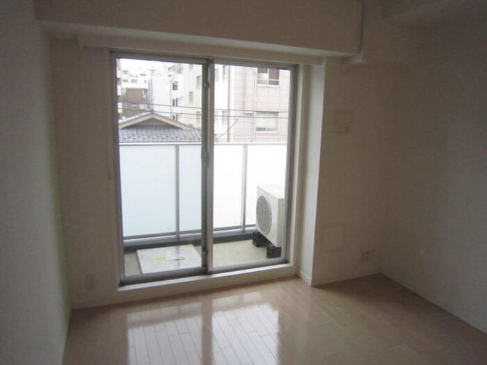 物件内観写真13　(居室)