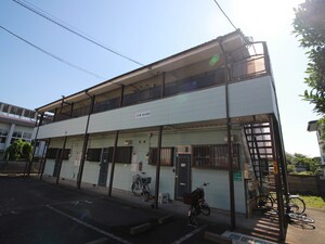 コーポ・カンパネラ外観写真