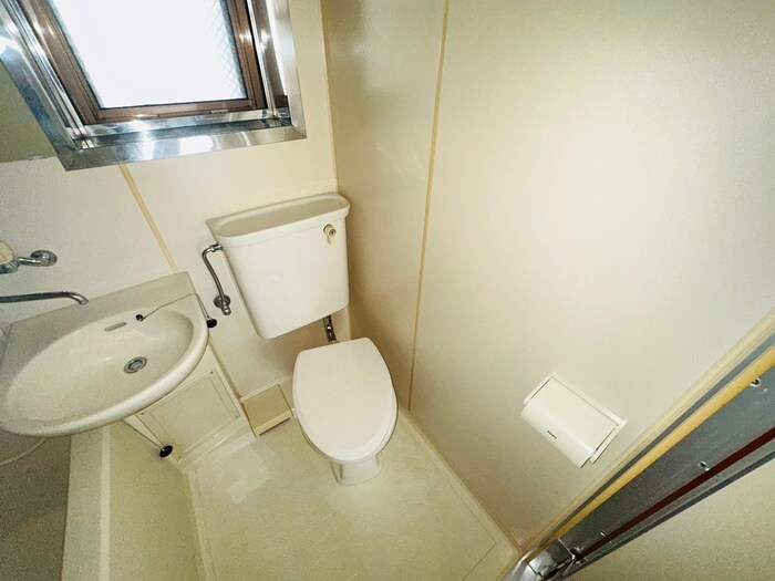 物件内観写真12　(トイレ)