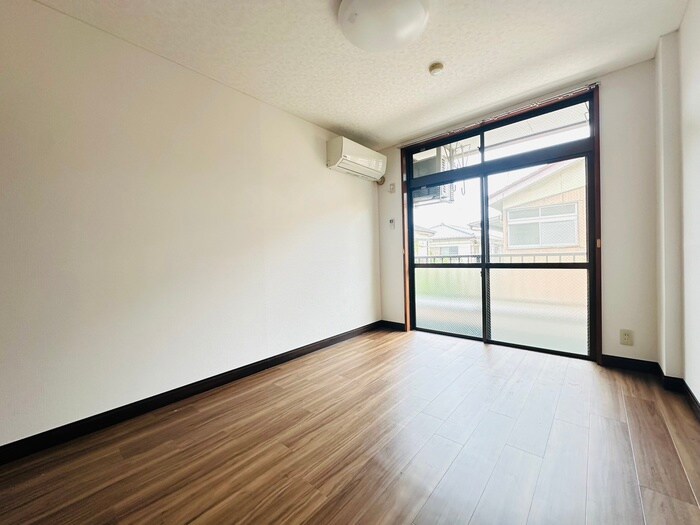 物件内観写真18　(居室)