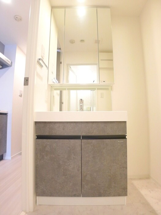 物件内観写真11　(洗面)