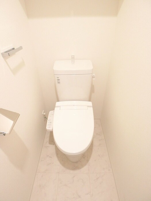 物件内観写真14　(トイレ)