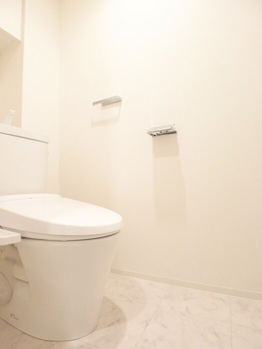 物件内観写真14　(トイレ)