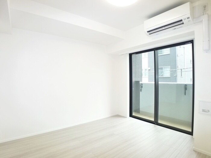 物件内観写真19　(室内からの展望)