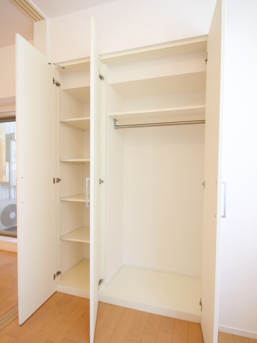 物件内観写真16　(収納)