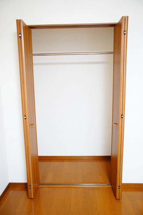 物件内観写真11　(収納)