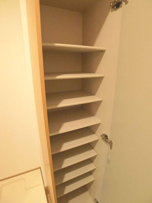 物件内観写真8　(内観写真)