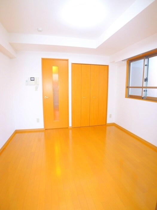 物件内観写真10　(居室)