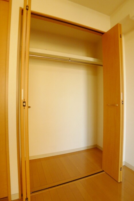 物件内観写真11　(収納)