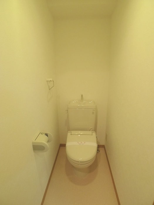 物件内観写真14　(トイレ)