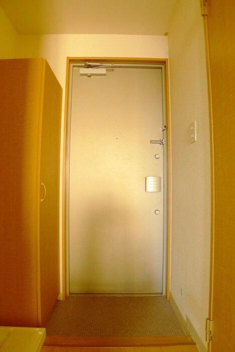 物件内観写真21　(玄関)