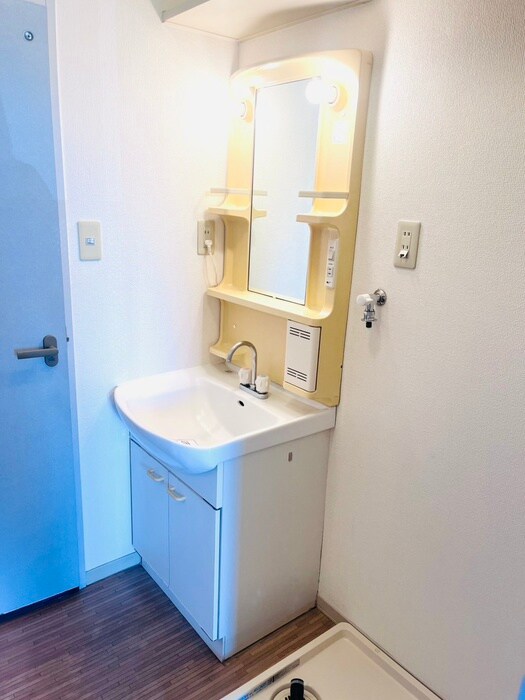 物件内観写真11　(洗面)