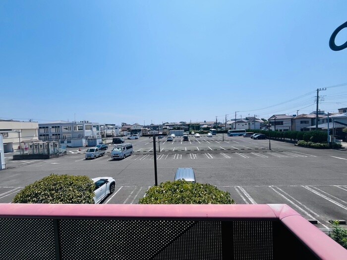 物件内観写真16　(室内からの展望)