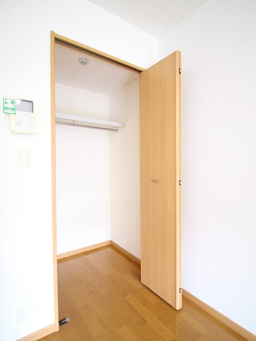 物件内観写真15　(収納)