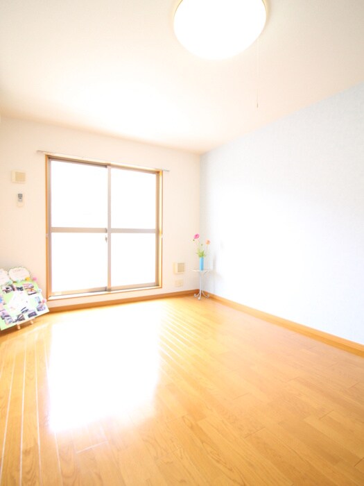 物件内観写真17　(居室)