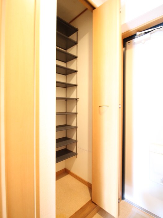 物件内観写真20　(靴箱)