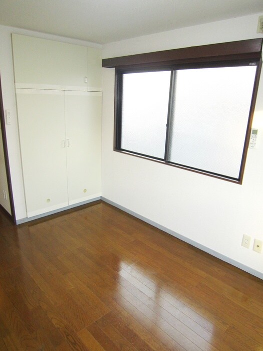 物件内観写真12　(居室)