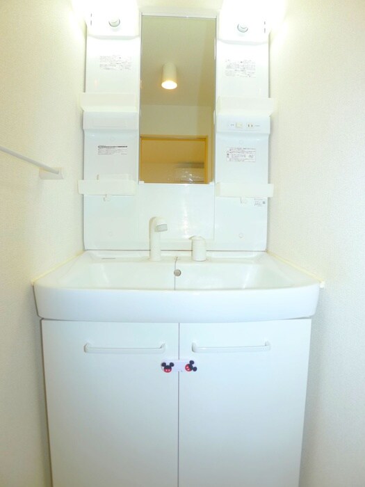 物件内観写真15　(洗面)