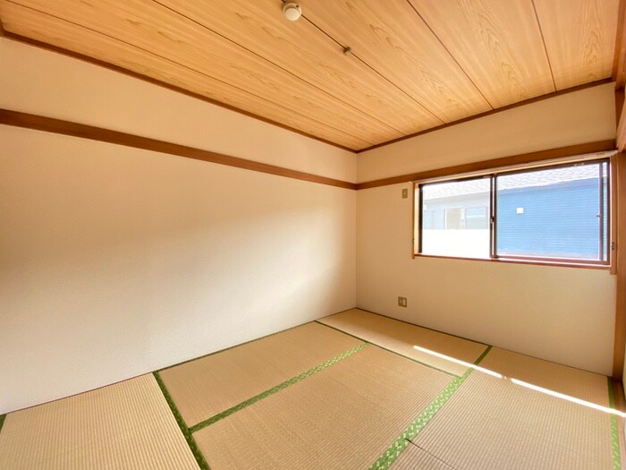 物件内観写真8　(居室)