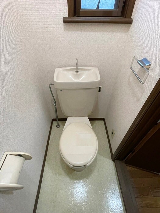 物件内観写真11　(トイレ)