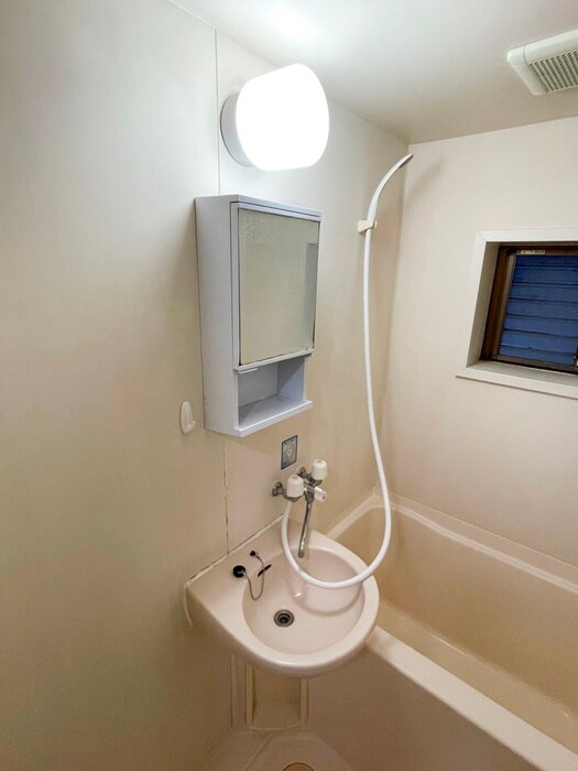 物件内観写真15　(洗面)