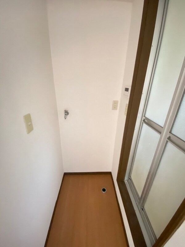 洗濯機置場
