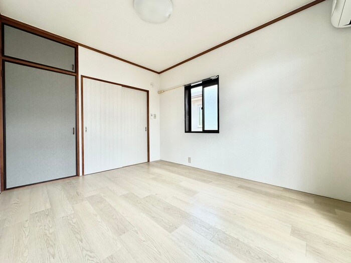 物件内観写真9　(居室)