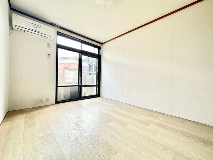 物件内観写真10　(居室)