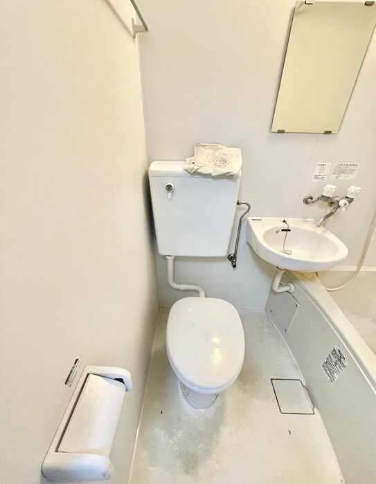 物件内観写真15　(トイレ)