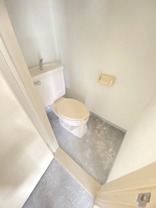 物件内観写真12　(トイレ)
