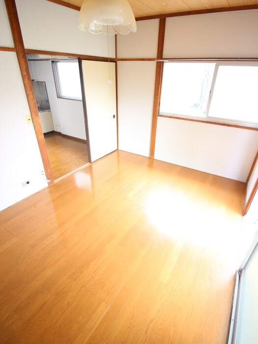 物件内観写真8　(居室)