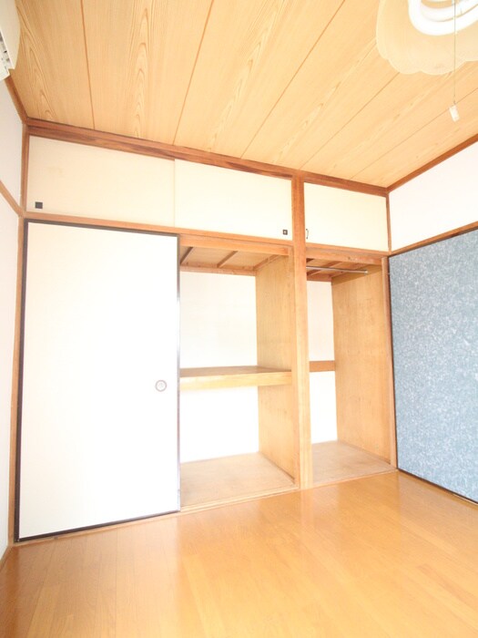 物件内観写真13　(収納)