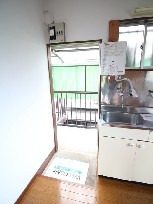 物件内観写真14　(玄関)