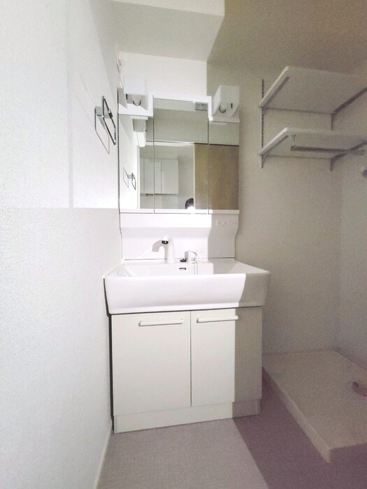 物件内観写真10　(洗面)