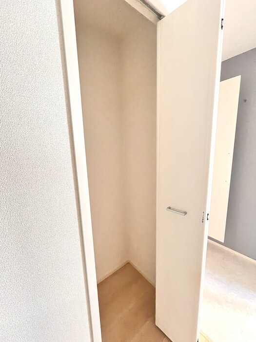 物件内観写真15　(収納)