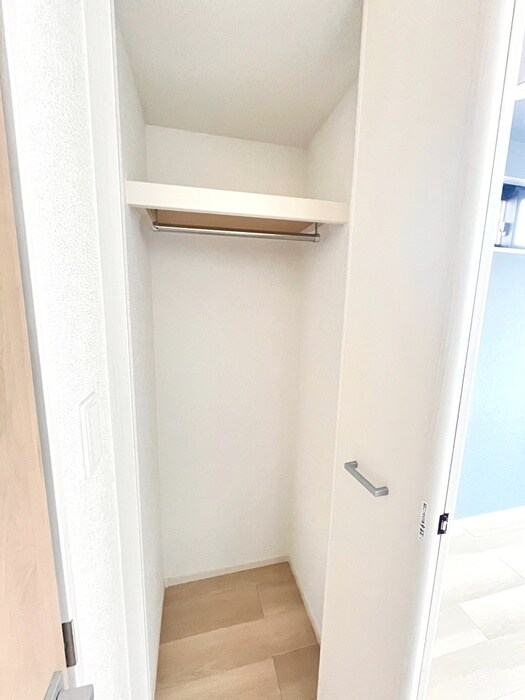 物件内観写真15　(収納)