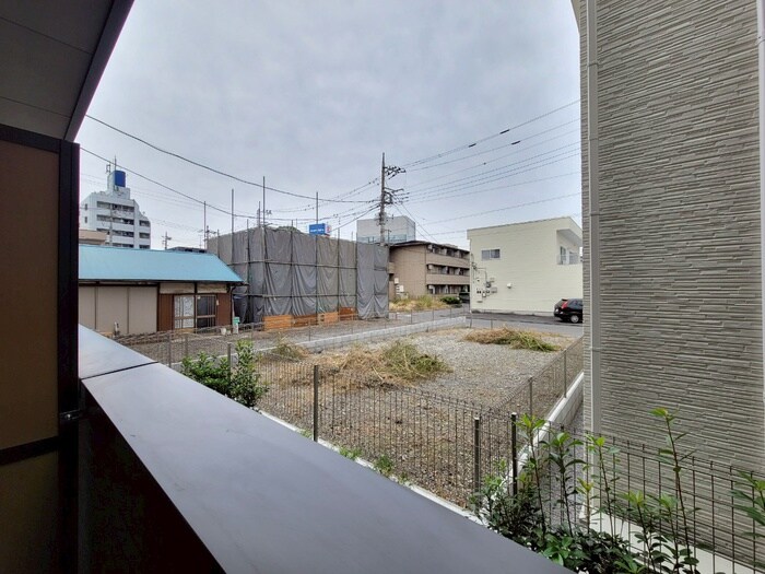 物件内観写真21　(室内からの展望)