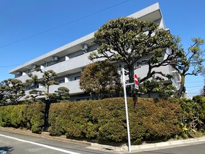 フォルム芳林外観写真