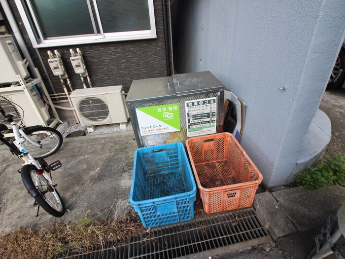 物件外観写真4　(建物設備)