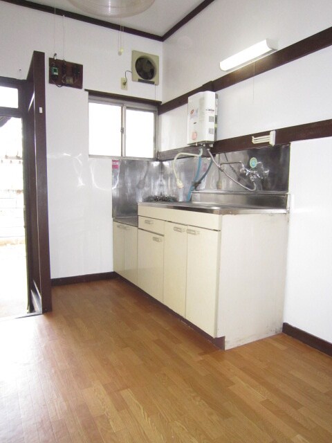 物件内観写真8　(内観写真)