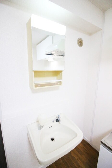 物件内観写真12　(洗面)