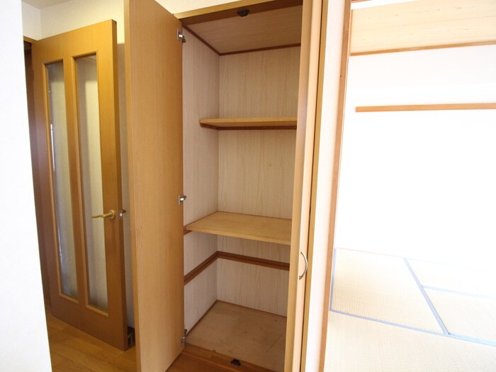 物件内観写真22　(収納)