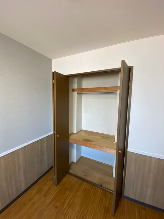 物件内観写真9　(収納)