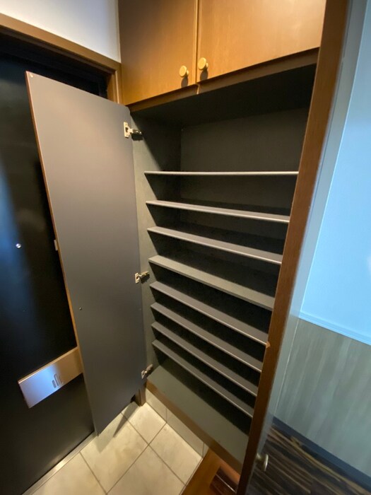 物件内観写真14　(靴箱)