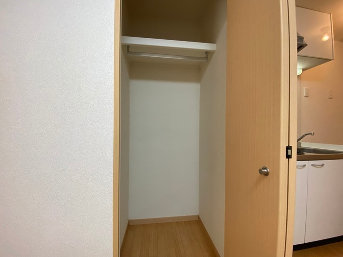 物件内観写真10　(収納)