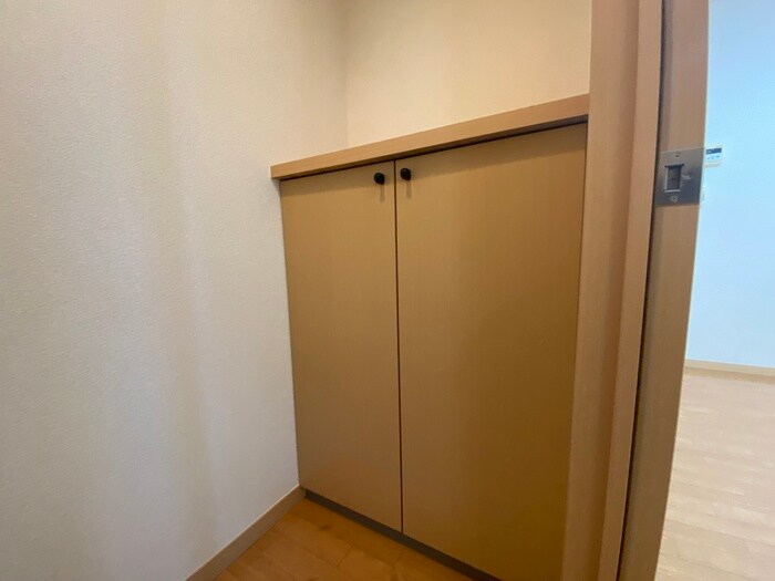物件内観写真18　(靴箱)