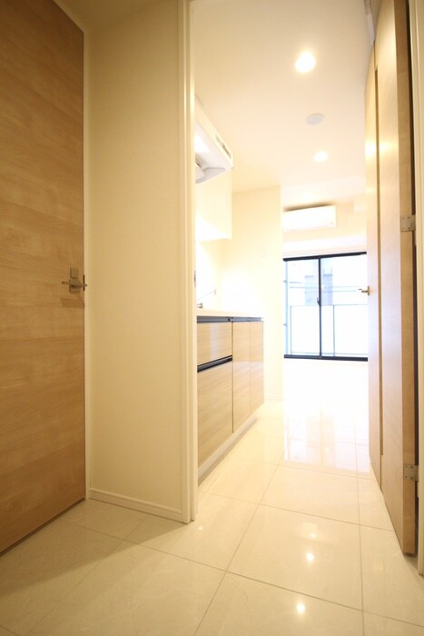 物件内観写真20　(廊下)