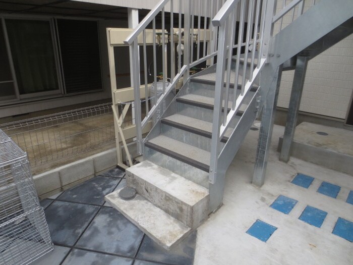 物件外観写真4　(建物設備)