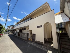 メゾンシャルム外観写真